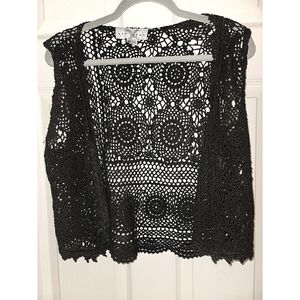Vintage 1990s Boho Crochet Short Button Down Vest